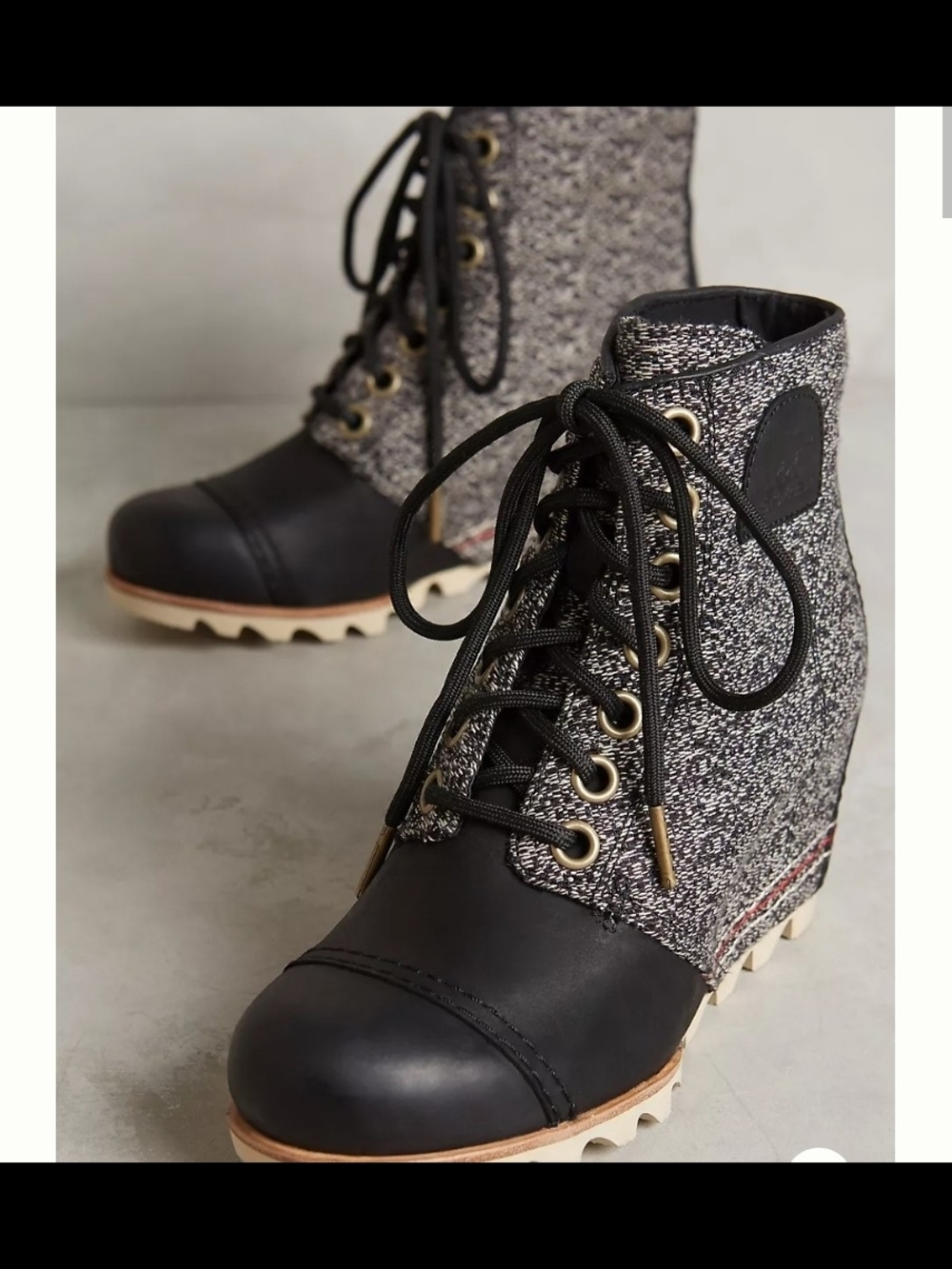Sorel 1964  Black Tweed & Leather Lace-Up Wedge Boots Size 9